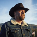 Le Bugey, France. 21 novembre 2014. Scènes de la fête country en 1995. Tournage du film "Les Cow-Boys" (réalisateur : Thomas Bidegain). Photo : Antoine Doyen